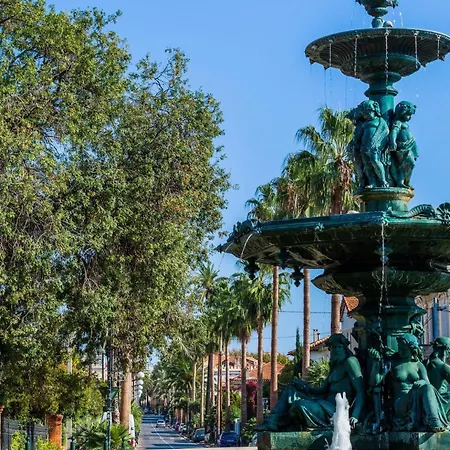 Nero, Cozy Avec Piscine, Au Centre De